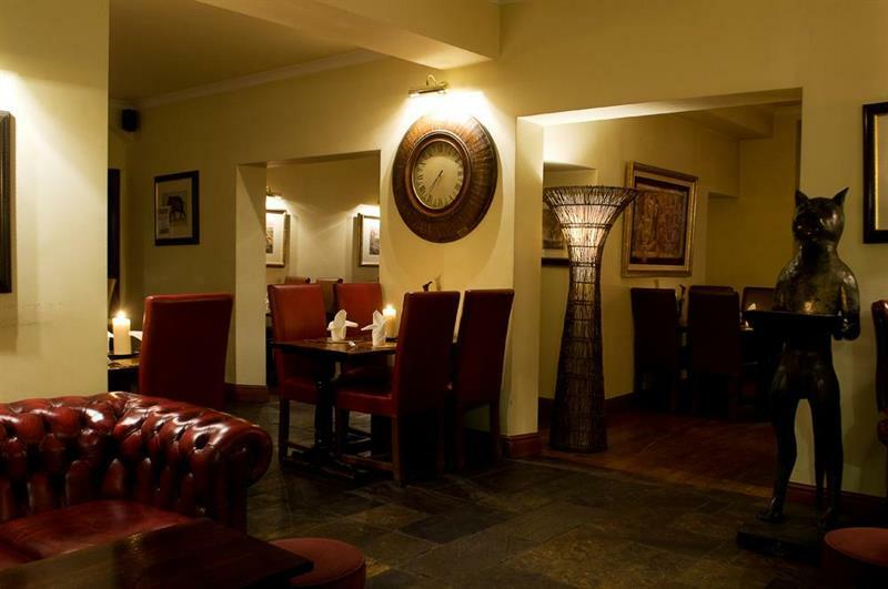The Imperial Hotel Stroud  Εξωτερικό φωτογραφία